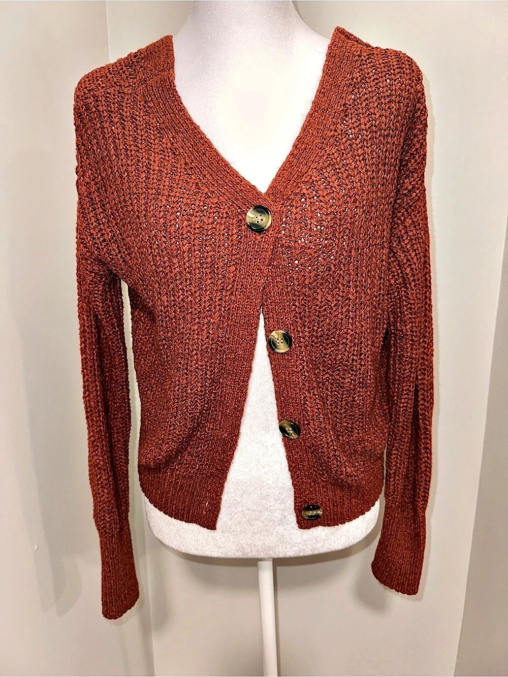 moon & madison Knit V-Neck Cardigan in Orange Size Medium Like New